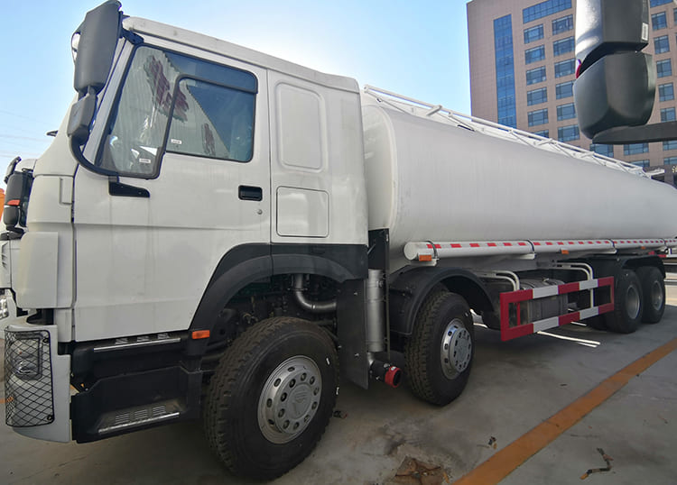 Howo 8x4 Tank Truck