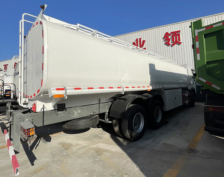 Howo 8x4 Tank Truck